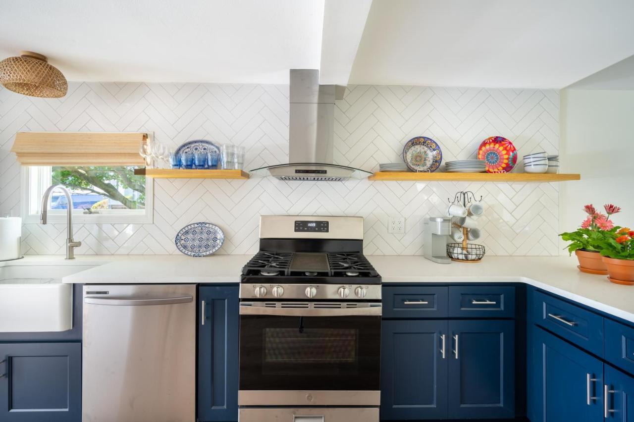 Marina Bay Cottages Waterford Extérieur photo