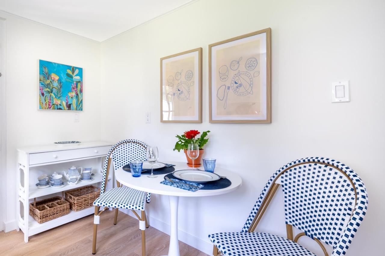 Marina Bay Cottages Waterford Extérieur photo