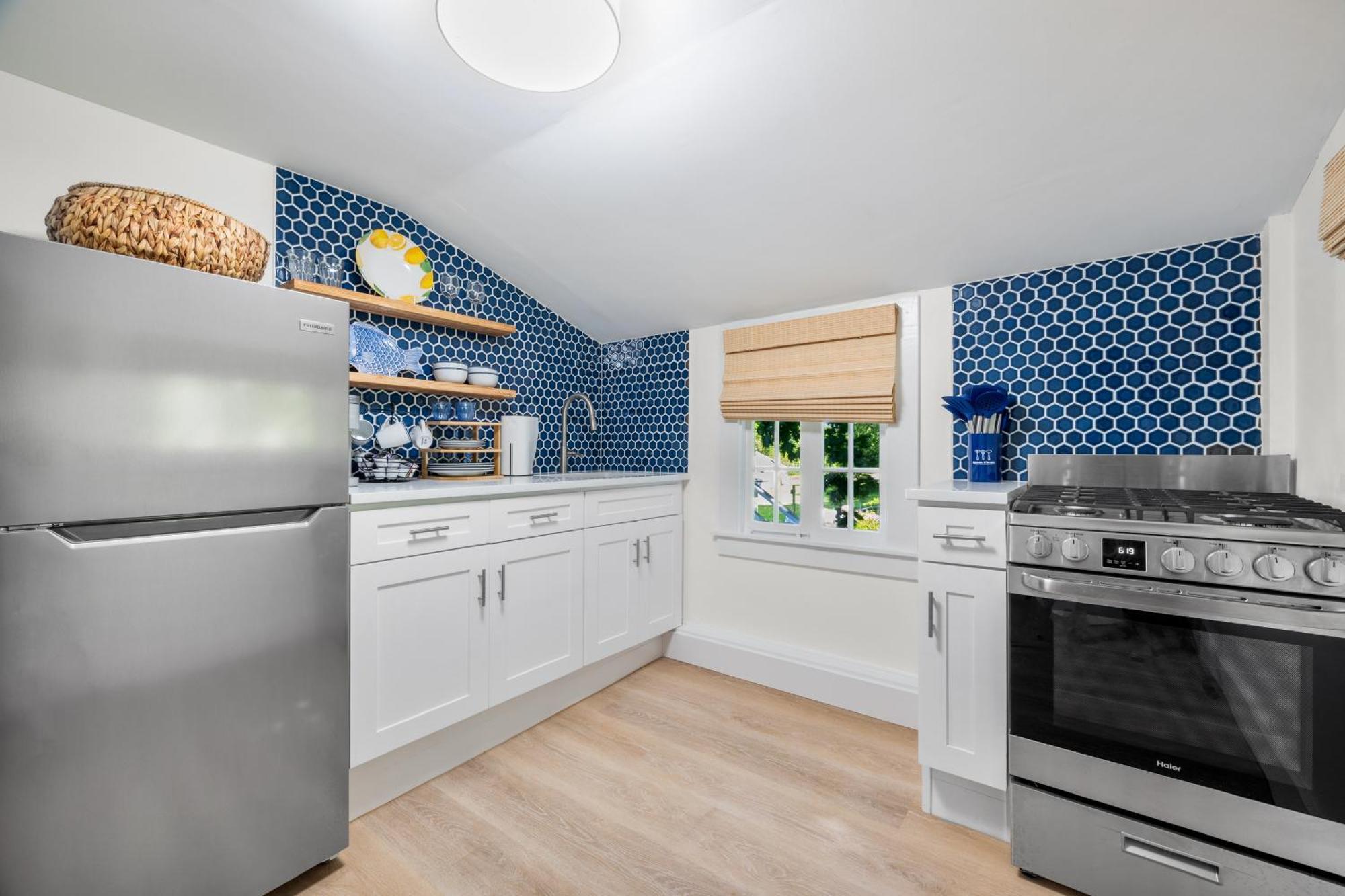 Marina Bay Cottages Waterford Extérieur photo