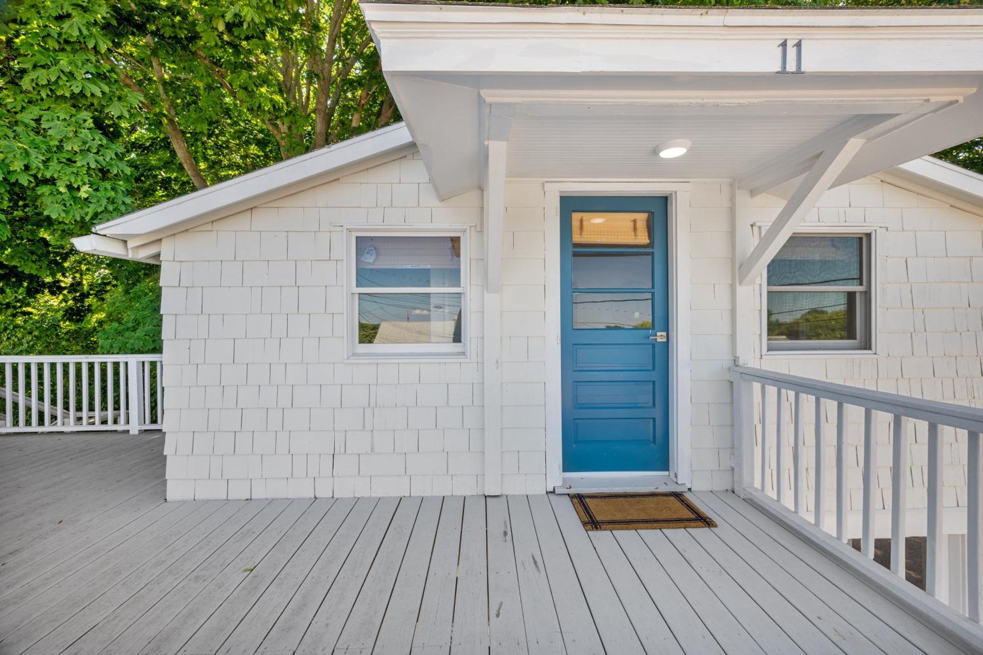 Marina Bay Cottages Waterford Extérieur photo