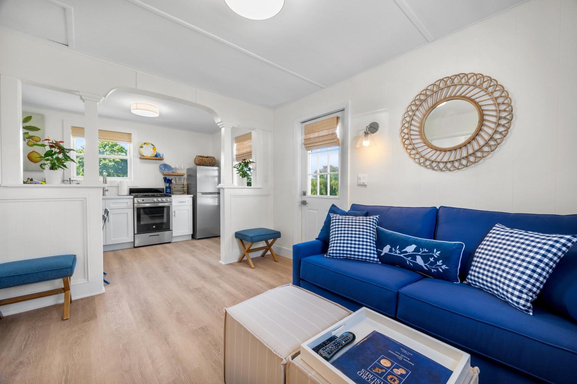 Marina Bay Cottages Waterford Extérieur photo