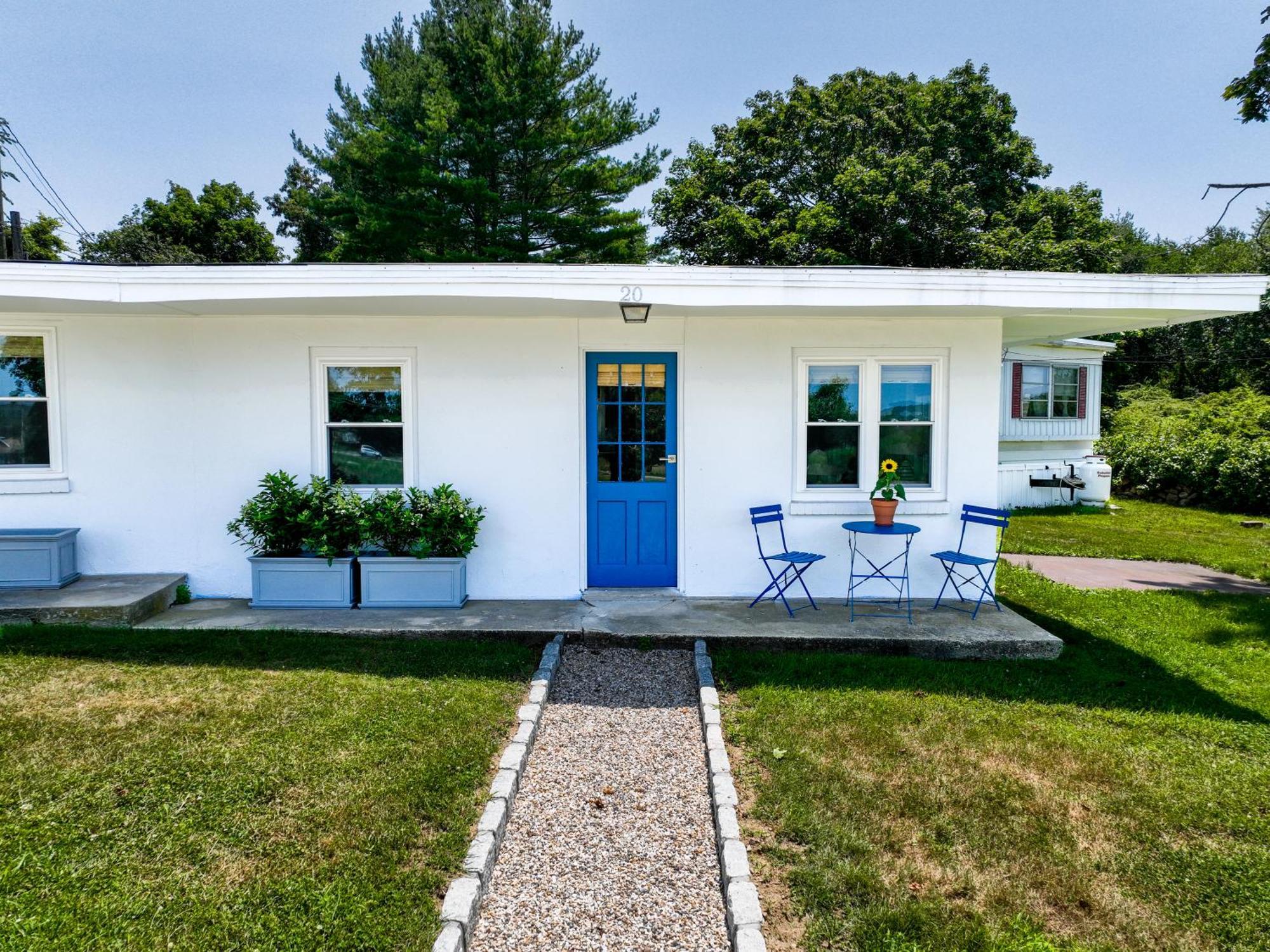 Marina Bay Cottages Waterford Extérieur photo