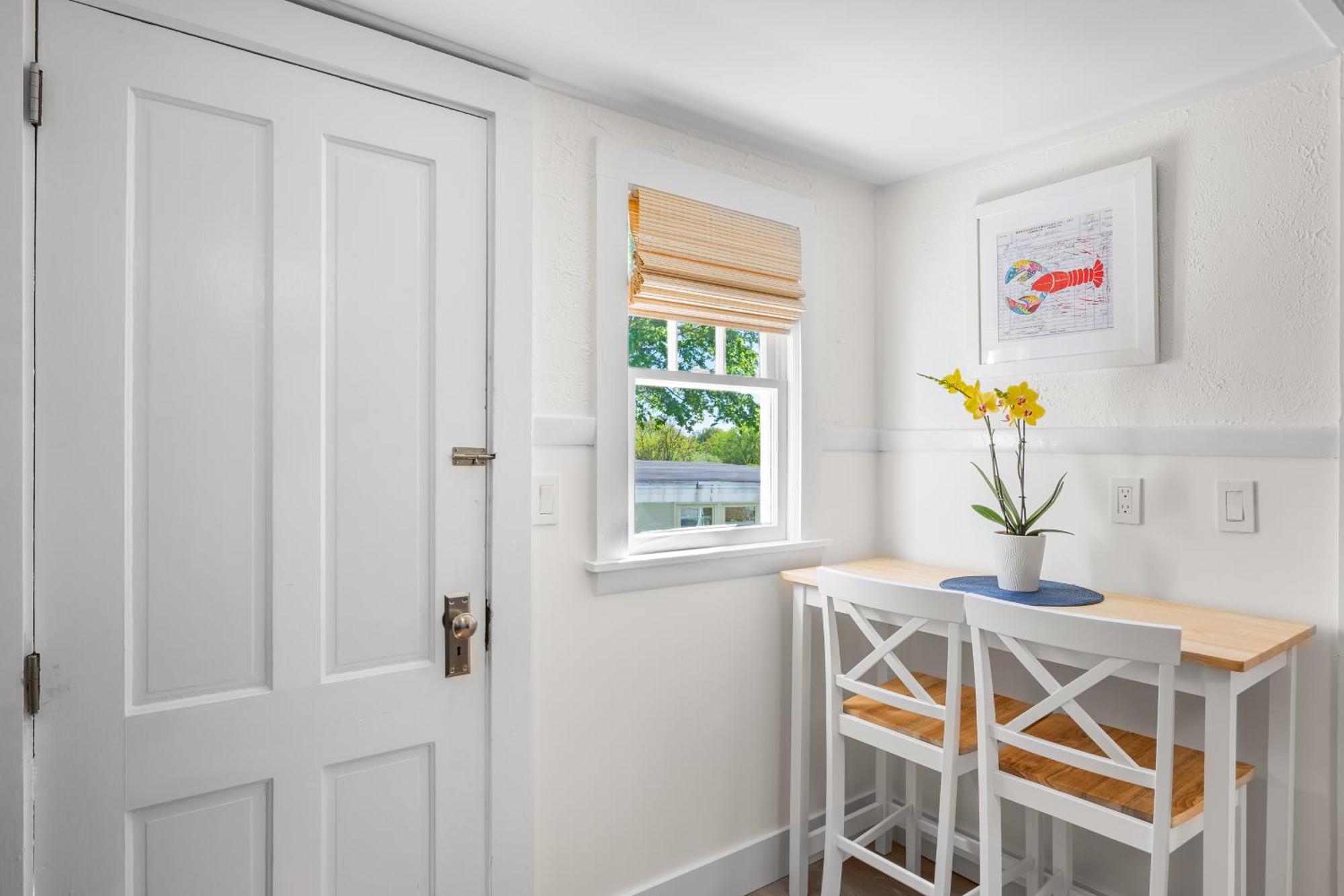 Marina Bay Cottages Waterford Extérieur photo
