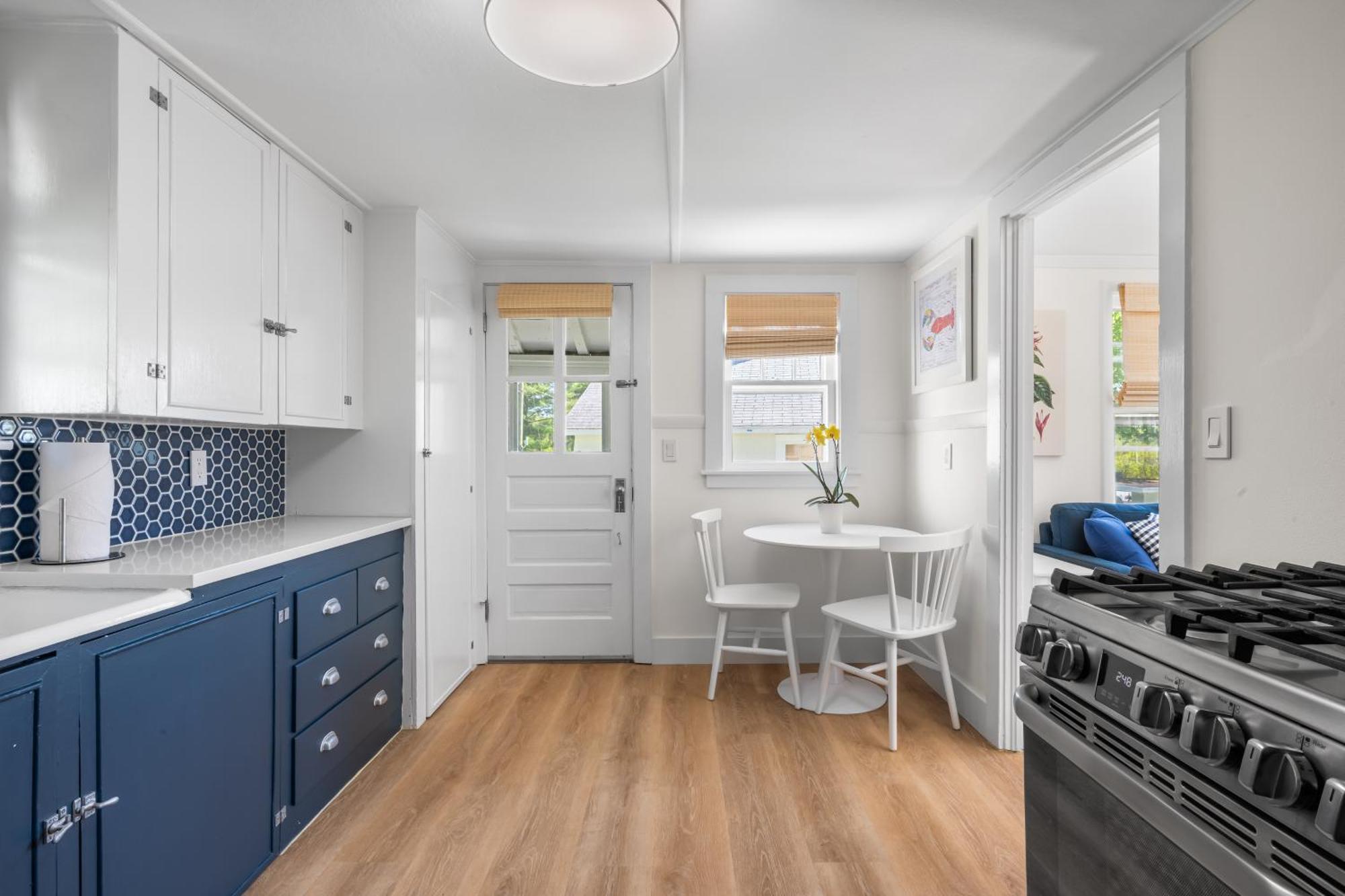 Marina Bay Cottages Waterford Extérieur photo